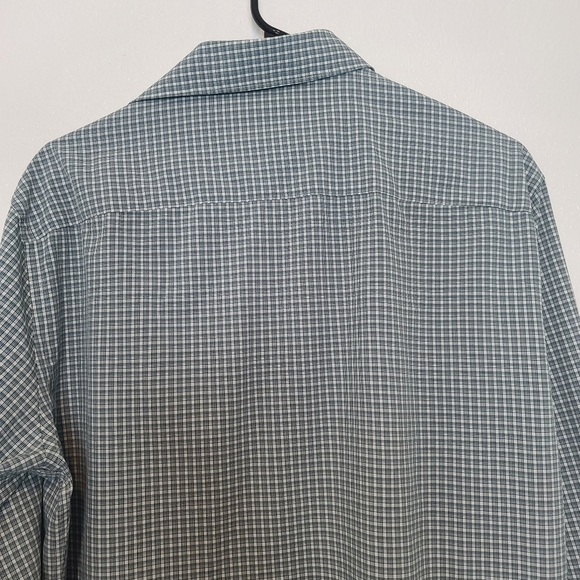 Peter Millar Men’s 2-Shirt Bundle Gingham & Check Button Downs Size M - Picture 14 of 14